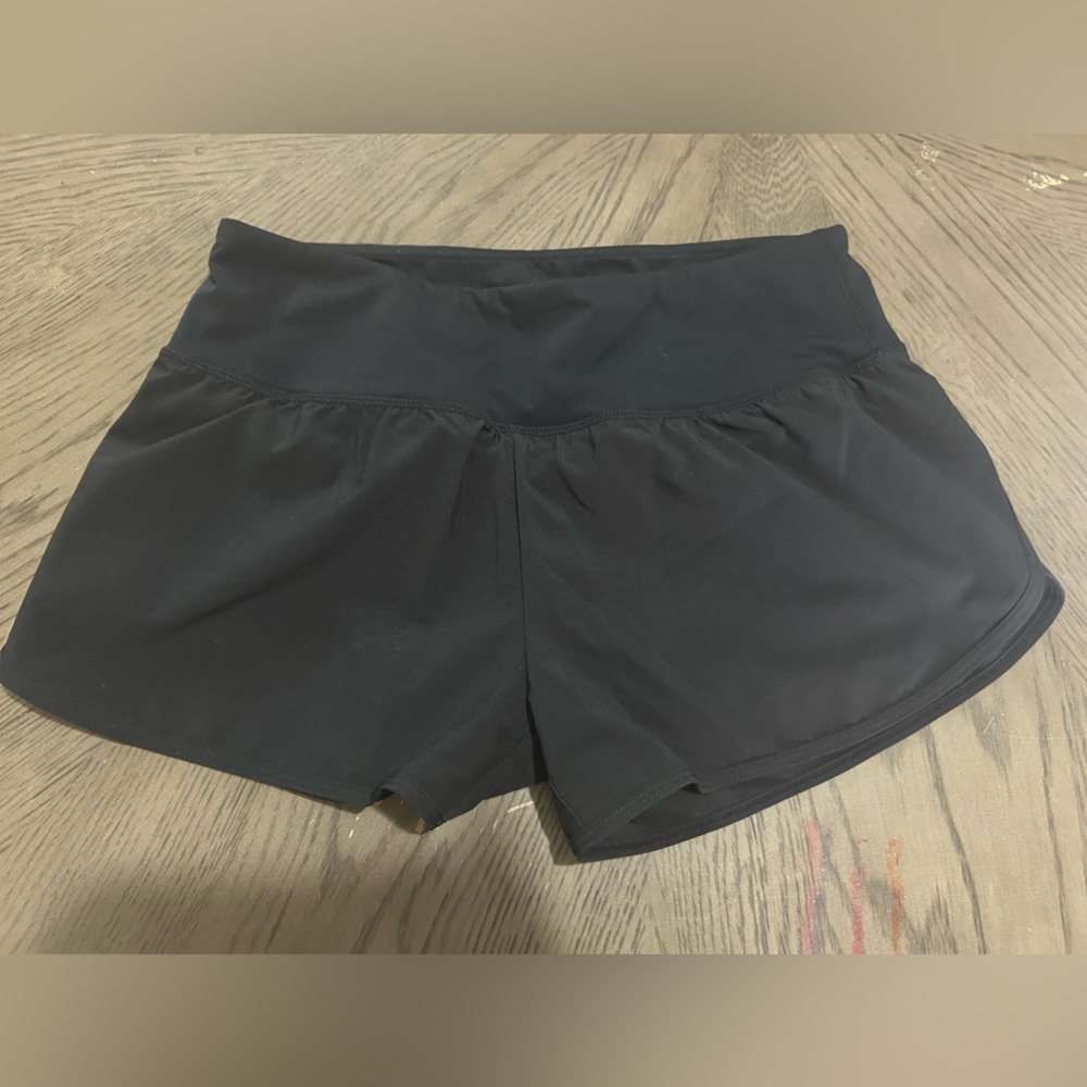 Pre-Owned ZYIA Active Shorts (M)